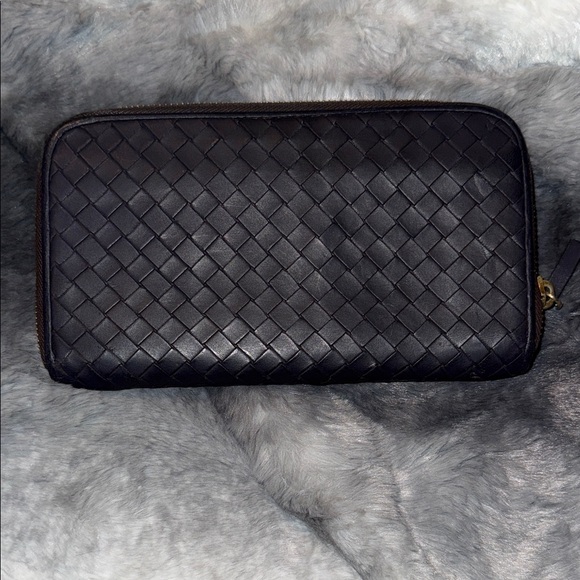 Bottega Veneta Other - Bottega Veneta Elegant Black Leather Women’s Wallet
